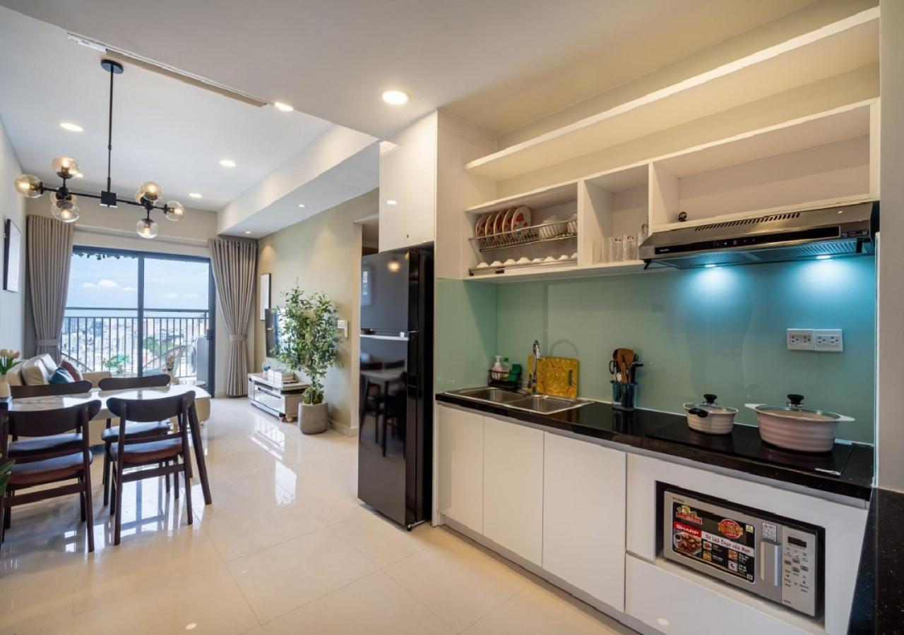 Khách sạn hẻo lánh Soho Saigon Balcony *